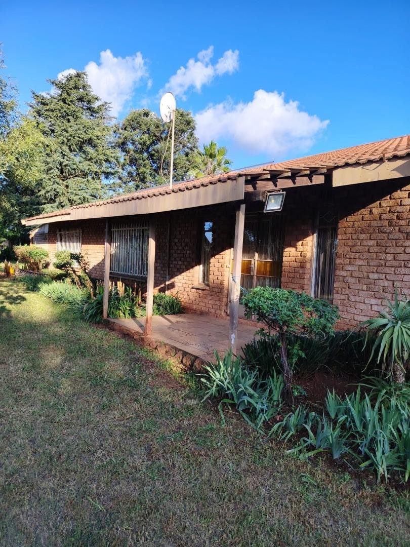 Commercial Property for Sale in Hartbeesfontein North West